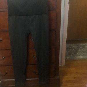 Leggings brand new without tags size XL cute herringbone pattern Black/Grey